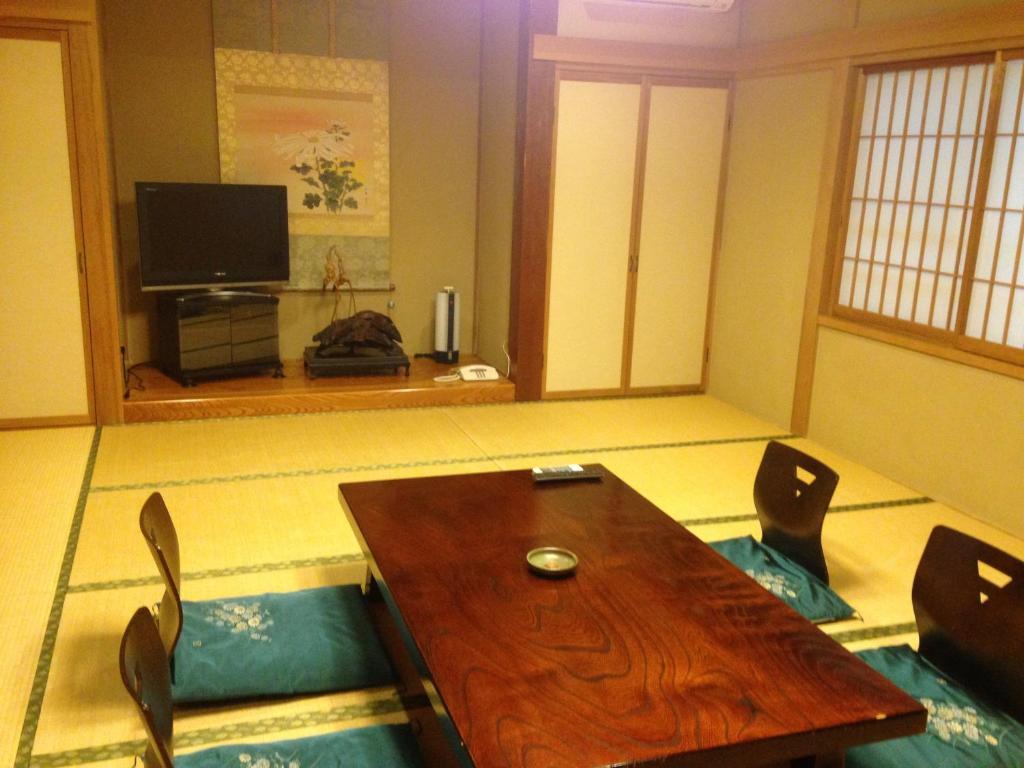 Chuokan Shimizuya Ryokan Nagano Chambre photo