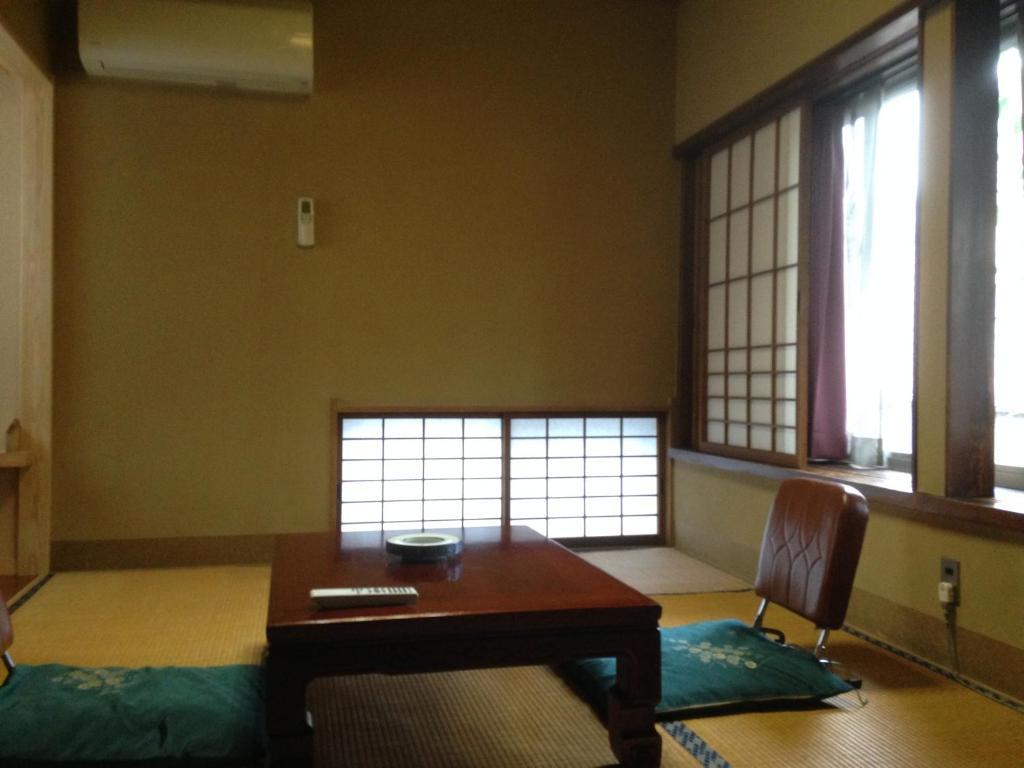Chuokan Shimizuya Ryokan Nagano Chambre photo