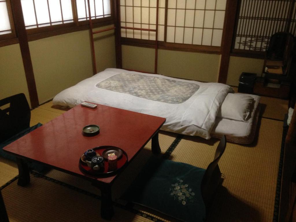 Chuokan Shimizuya Ryokan Nagano Chambre photo